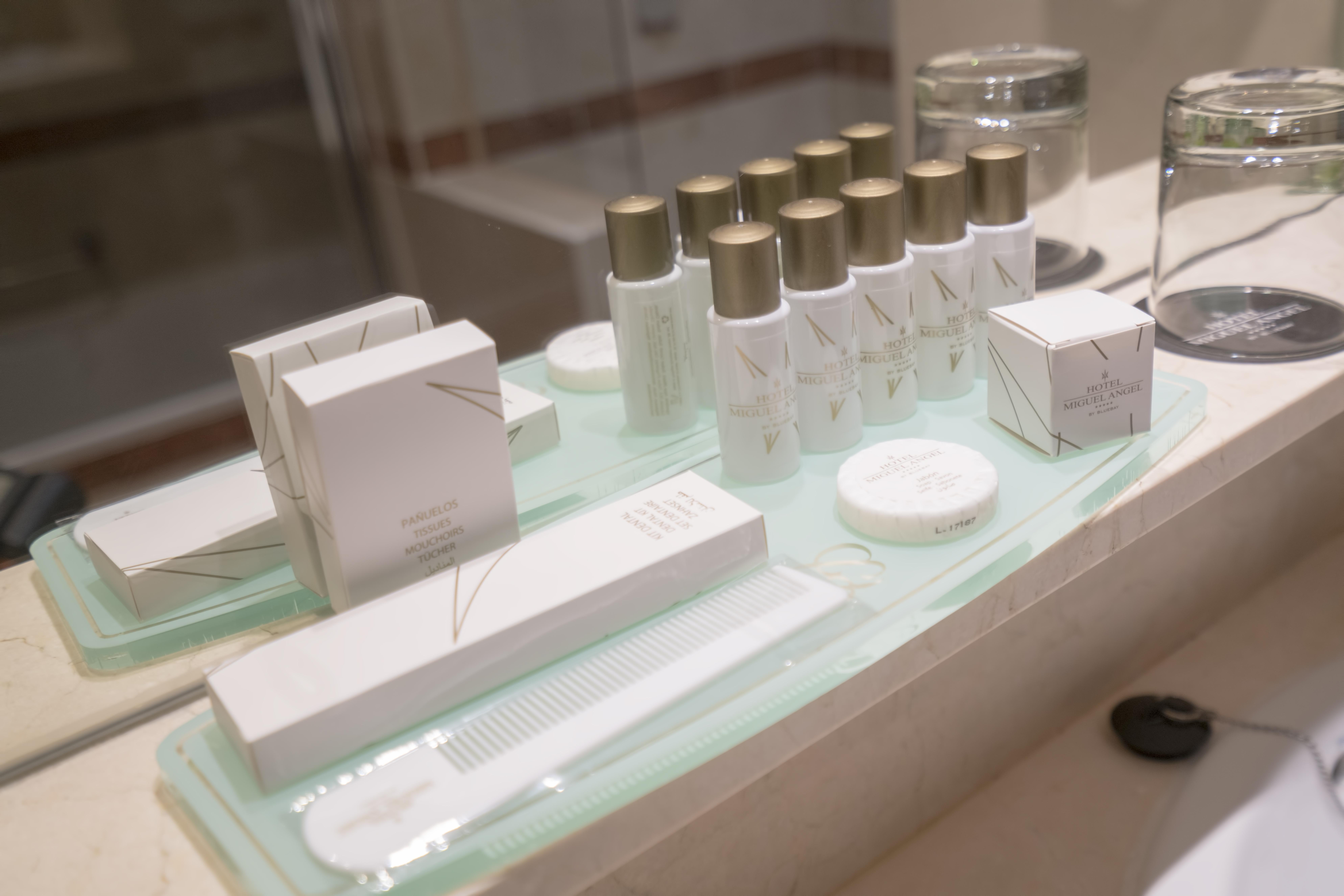 Hotel Miguel Angel Madryt Zewnętrze zdjęcie The White Company toiletries